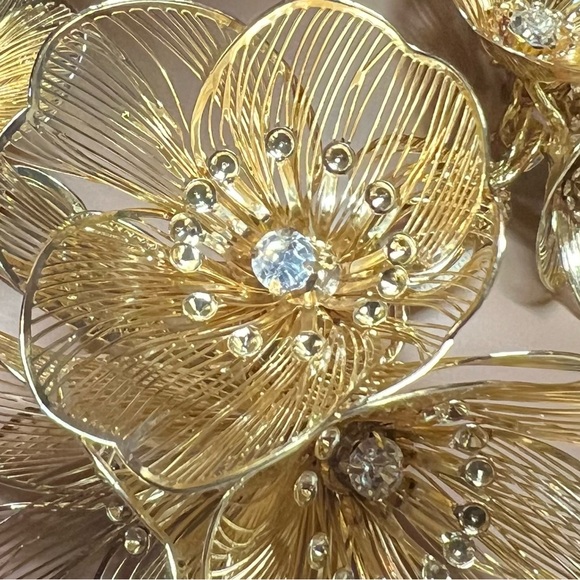 Natasha NWT Stunning Gold Tone Floral Filigree Crystal Statement Necklace (J094) - Picture 9 of 9